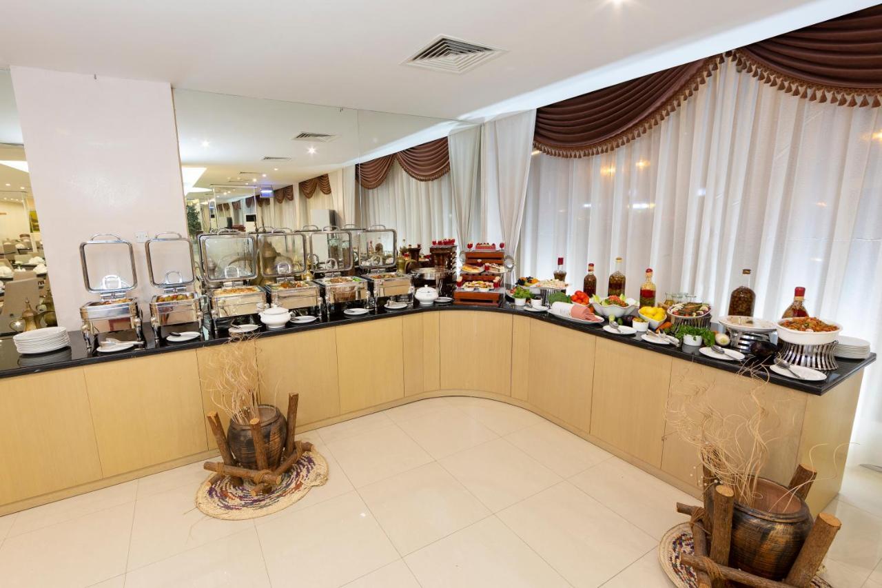 Nova Park Hotel Sharjah Exteriör bild