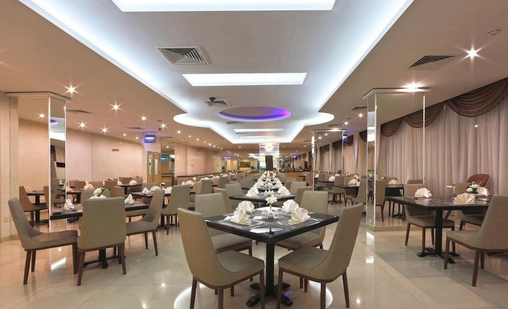 Nova Park Hotel Sharjah Exteriör bild