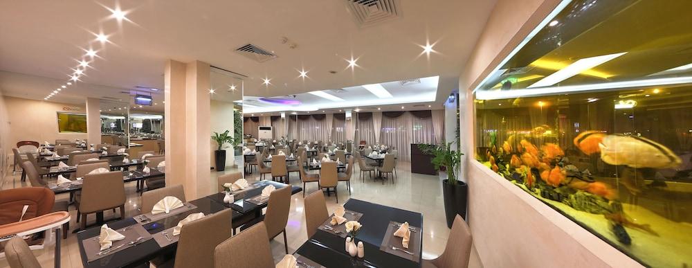 Nova Park Hotel Sharjah Exteriör bild