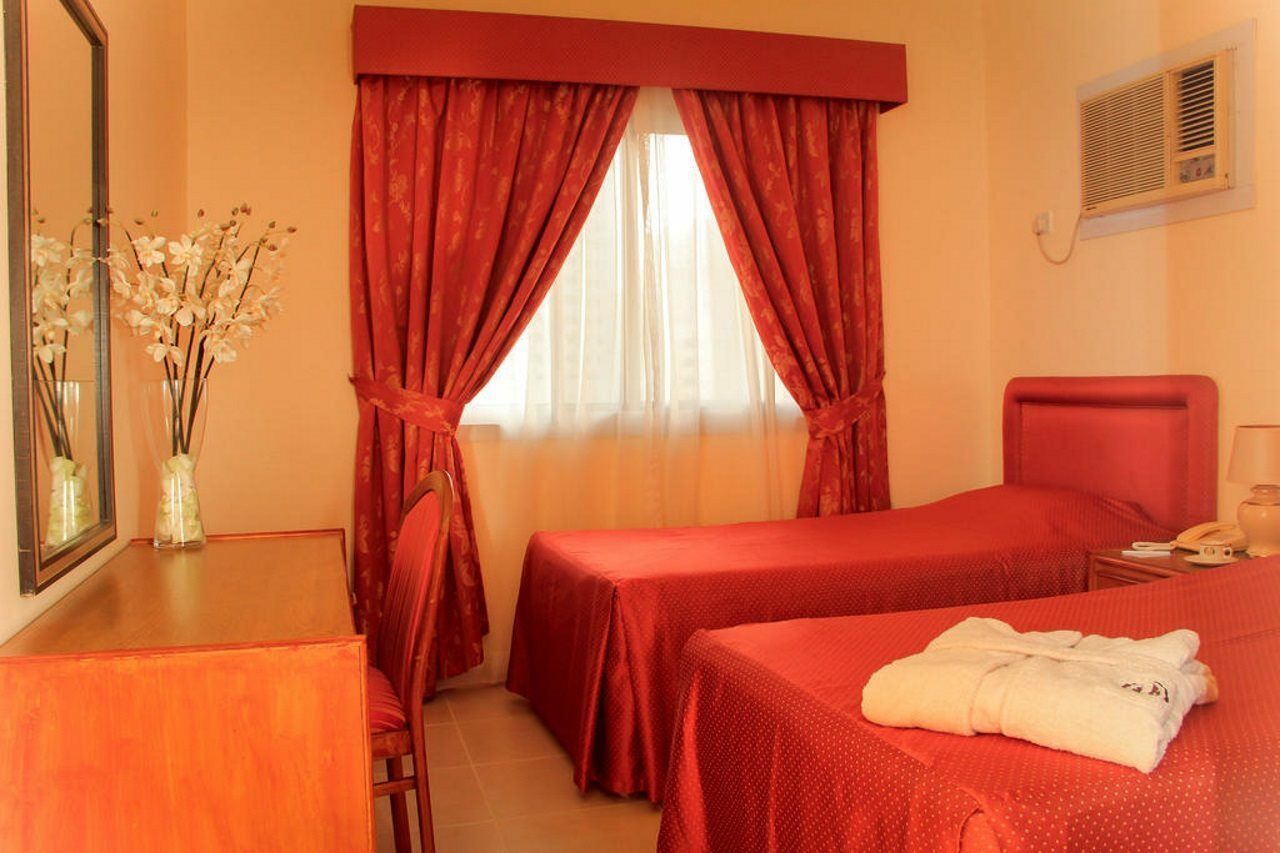 Nova Park Hotel Sharjah Exteriör bild