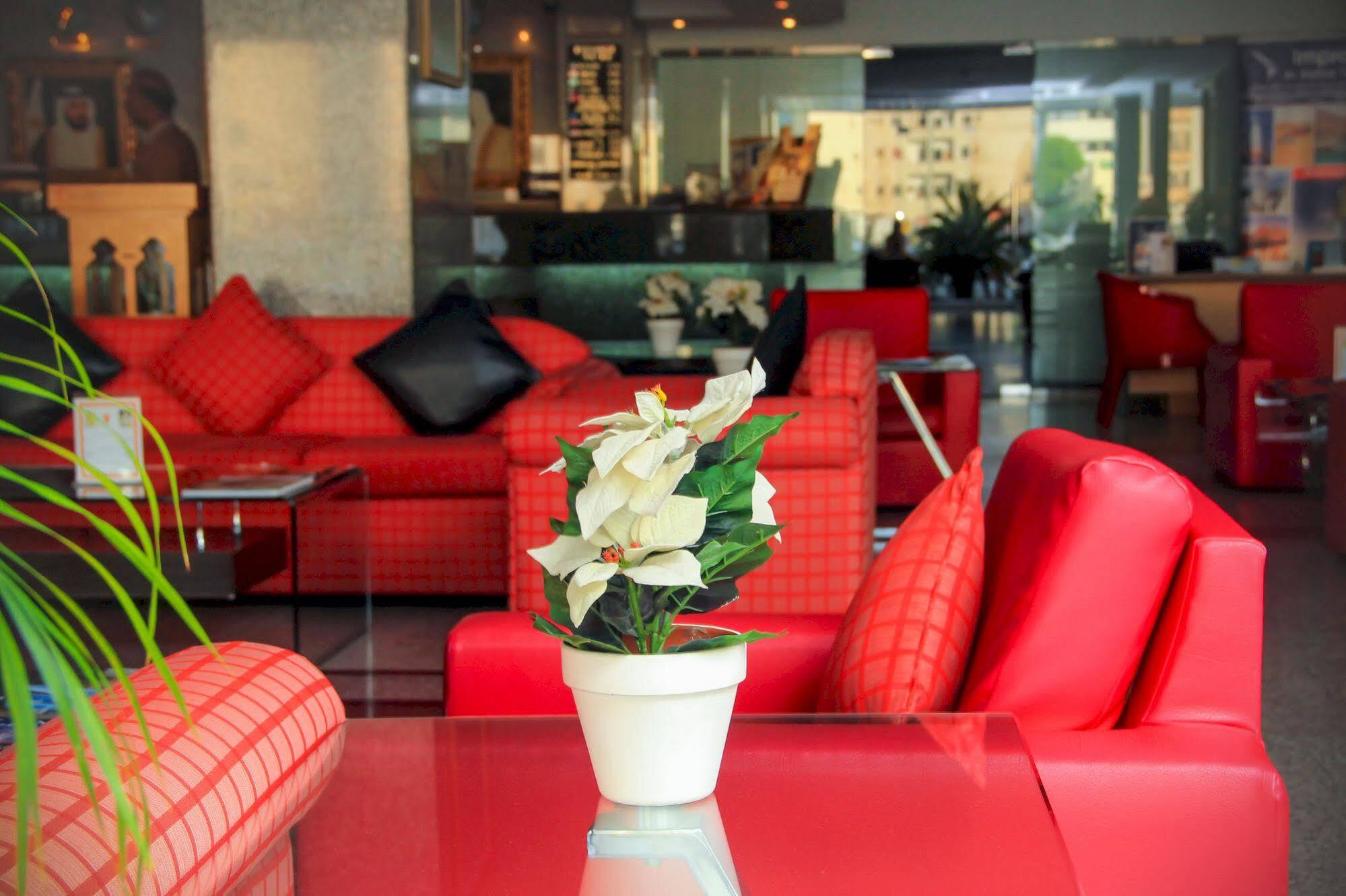 Nova Park Hotel Sharjah Exteriör bild